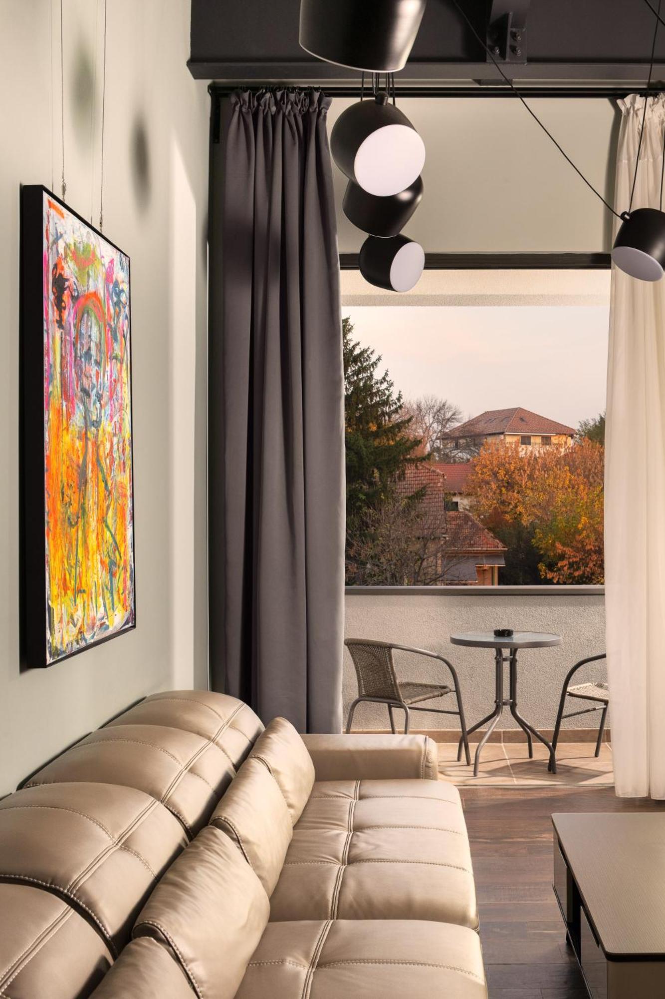 Arthomes Apartments 티미쇼아라 외부 사진