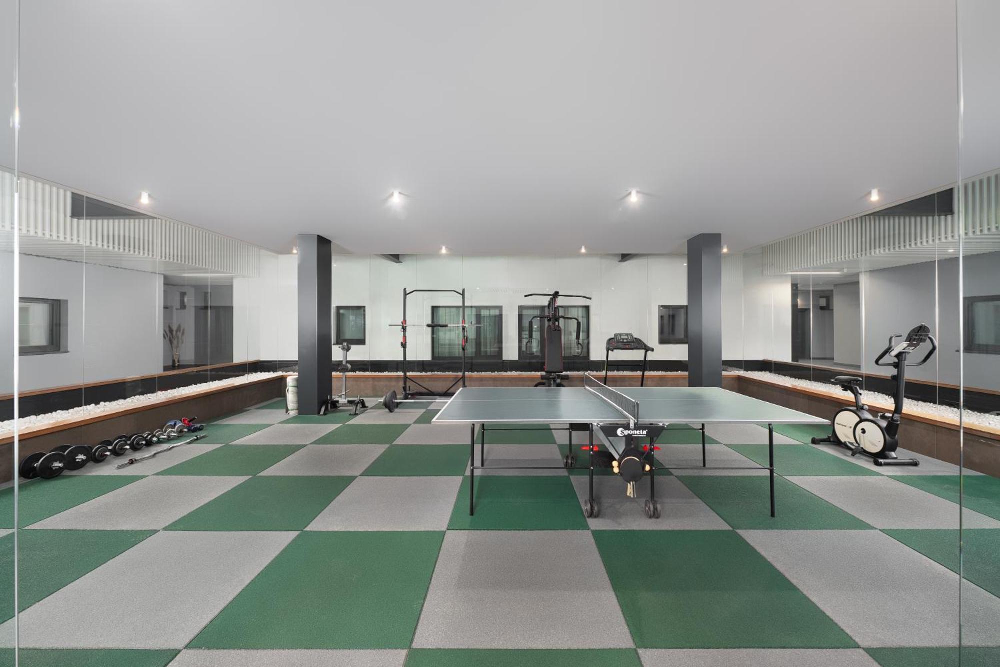 Arthomes Apartments 티미쇼아라 외부 사진
