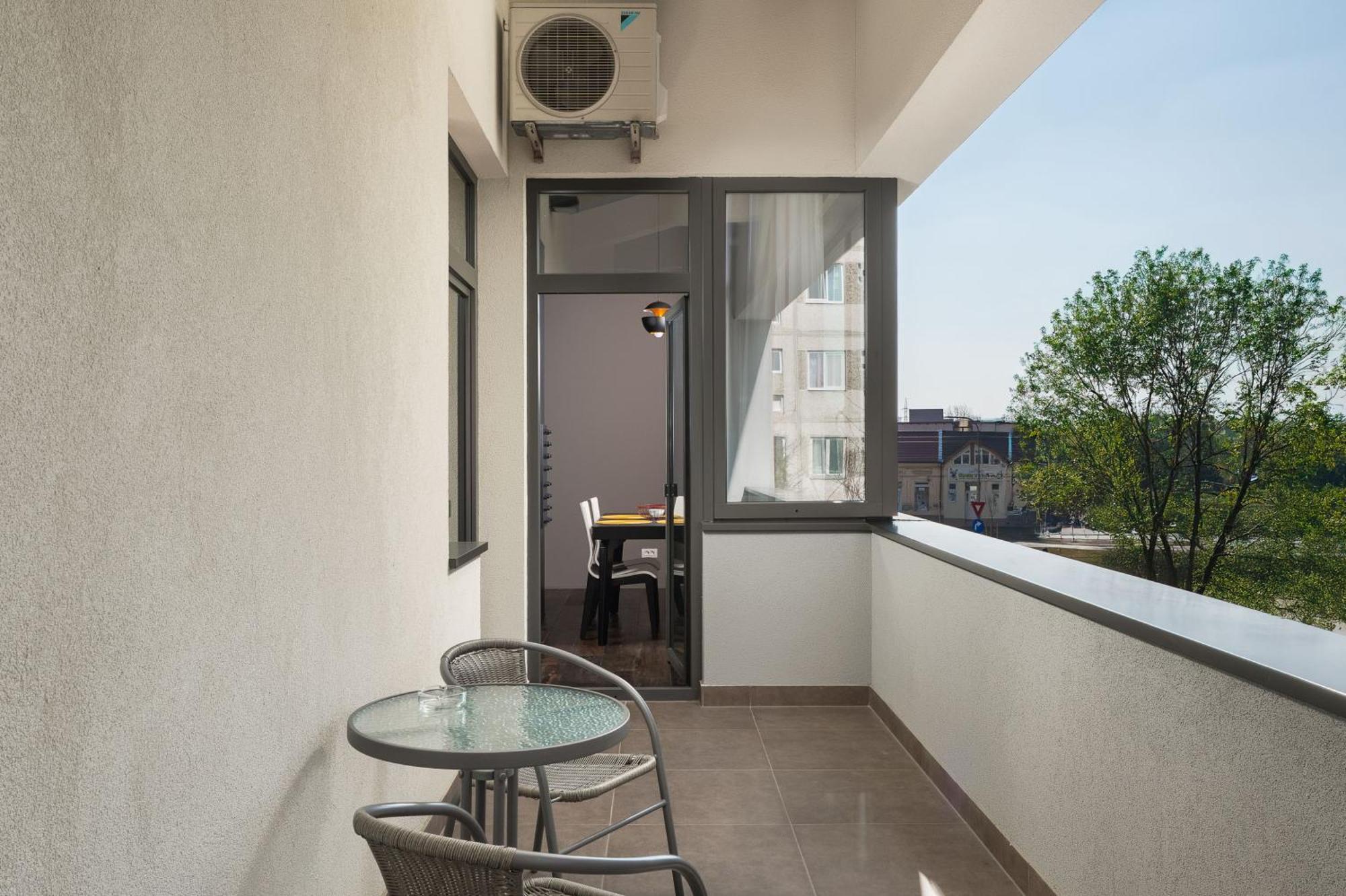 Arthomes Apartments 티미쇼아라 외부 사진